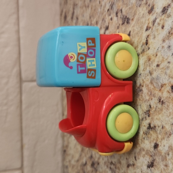 Early Learning Centre Toy Store and Truck - Picture 4 of 5